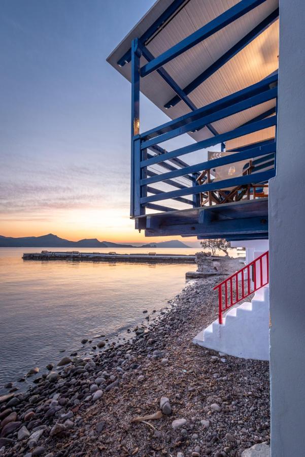 Blue Traditional Boathouse In Klima Klima  Exterior photo